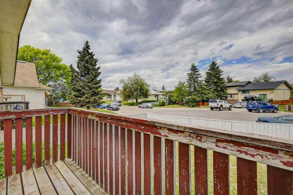 MLS&reg; # A2271840 - 146 Dovertree Place SE in Dover Calgary, Residential Open Houses