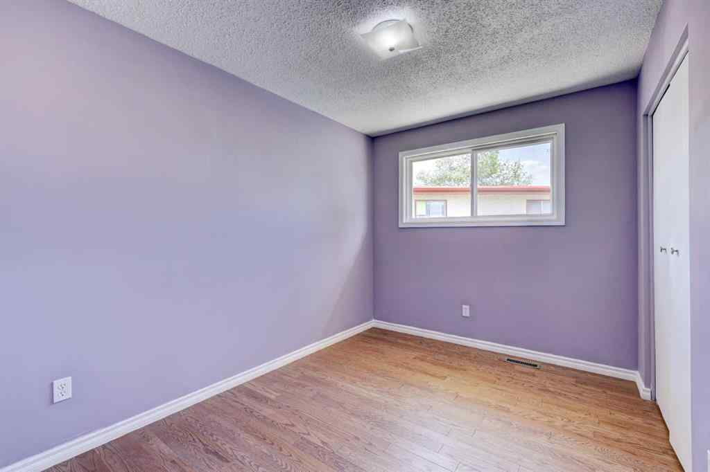 MLS&reg; # A2271840 - 146 Dovertree Place SE in Dover Calgary, Residential Open Houses