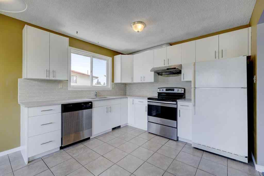 MLS&reg; # A2271840 - 146 Dovertree Place SE in Dover Calgary, Residential Open Houses