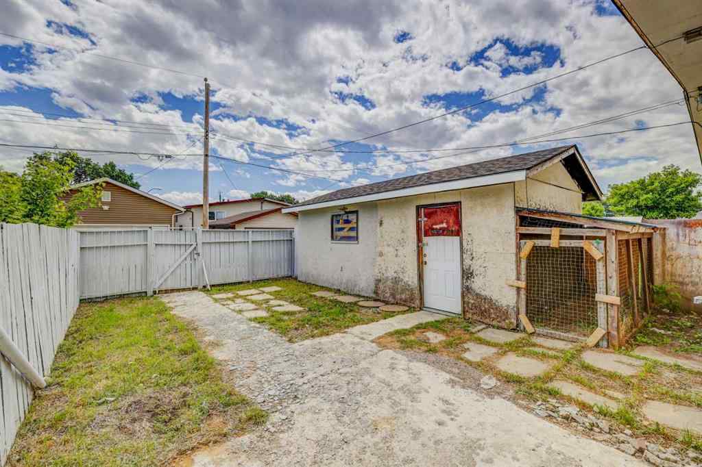 MLS&reg; # A2271840 - 146 Dovertree Place SE in Dover Calgary, Residential Open Houses