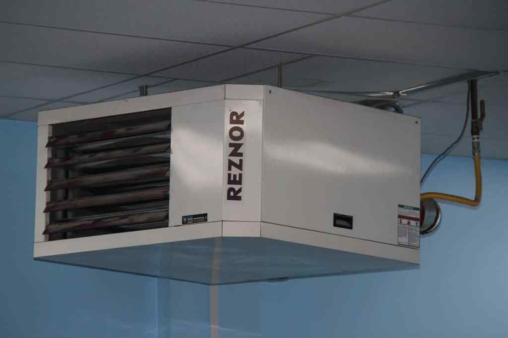 MLS&reg; # A2271854 - Unit #3 1404 44 Avenue NE in McCall Calgary, Commercial Open Houses