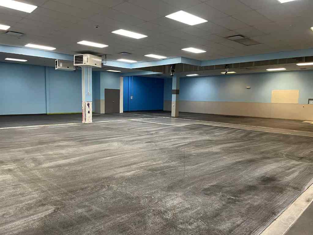 MLS&reg; # A2271854 - Unit #3 1404 44 Avenue NE in McCall Calgary, Commercial Open Houses