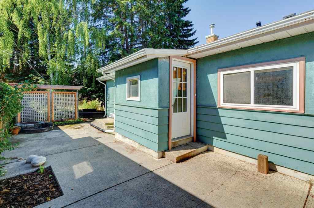 MLS&reg; # A2271856 - 6115 Bow Crescent NW in Bowness Calgary, Residential Open Houses