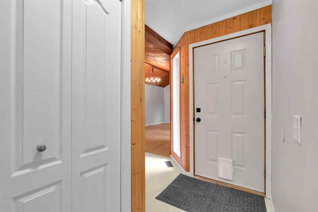 MLS&reg; # A2271859 - Unit #319 5404 10 Avenue SE in Penbrooke Meadows Calgary, Residential Open Houses