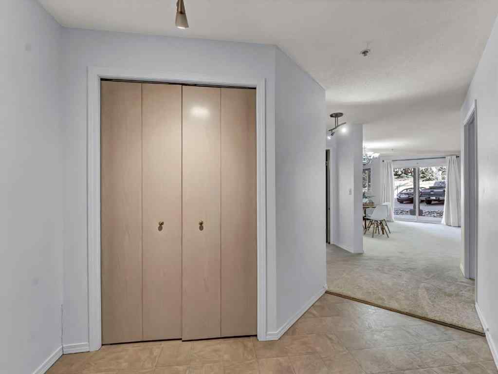 MLS&reg; # A2271860 - Unit #101 245 Red Deer Drive SW in SW Hill Medicine Hat, Residential Open Houses