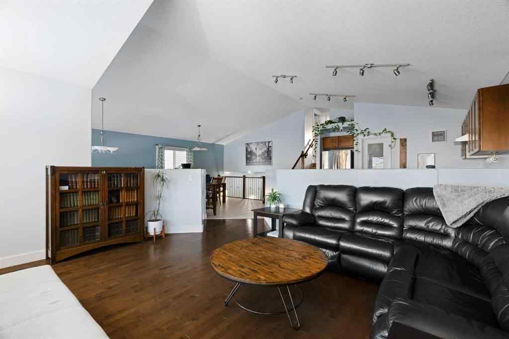 MLS&reg; # A2271866 - 121 Snowy Owl Way  in Eagle Ridge Fort McMurray, Residential Open Houses