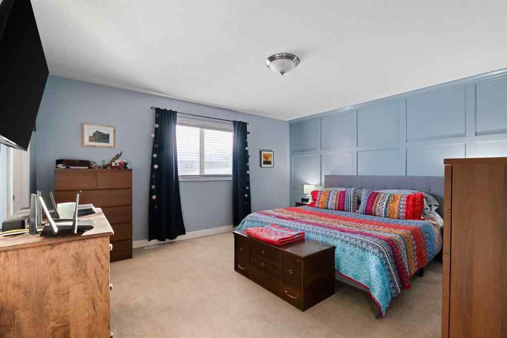 MLS&reg; # A2271866 - 121 Snowy Owl Way  in Eagle Ridge Fort McMurray, Residential Open Houses