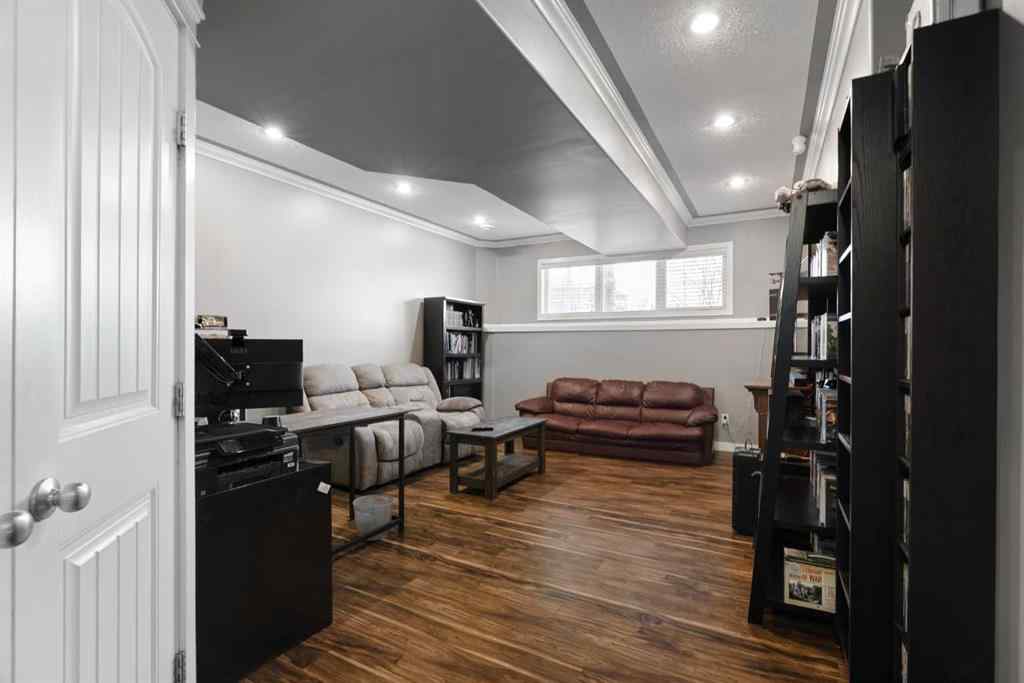 MLS&reg; # A2271866 - 121 Snowy Owl Way  in Eagle Ridge Fort McMurray, Residential Open Houses