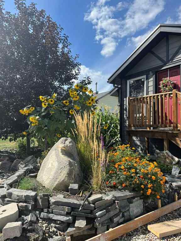 MLS&reg; # A2271867 - 248 Crescent Avenue N in NONE Picture Butte, Residential Open Houses