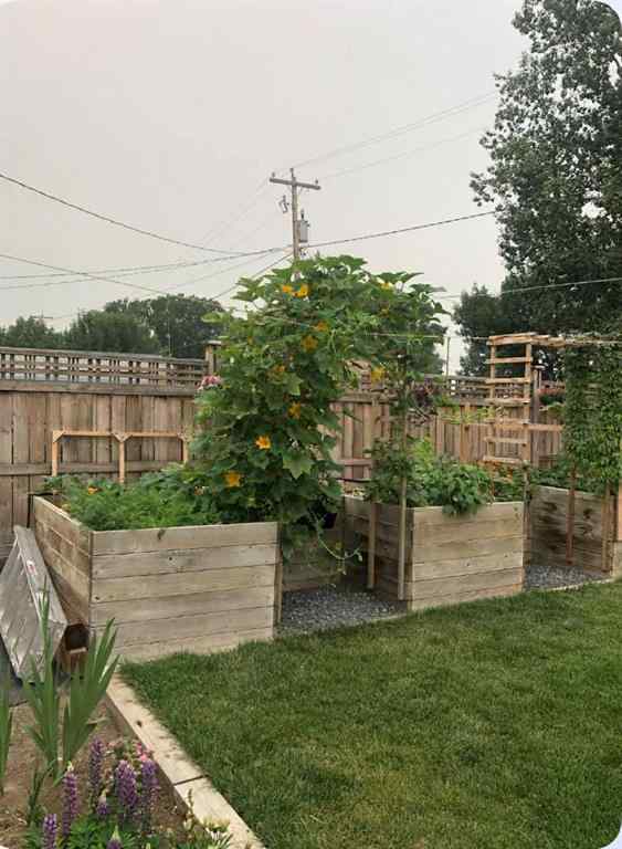 MLS&reg; # A2271867 - 248 Crescent Avenue N in NONE Picture Butte, Residential Open Houses