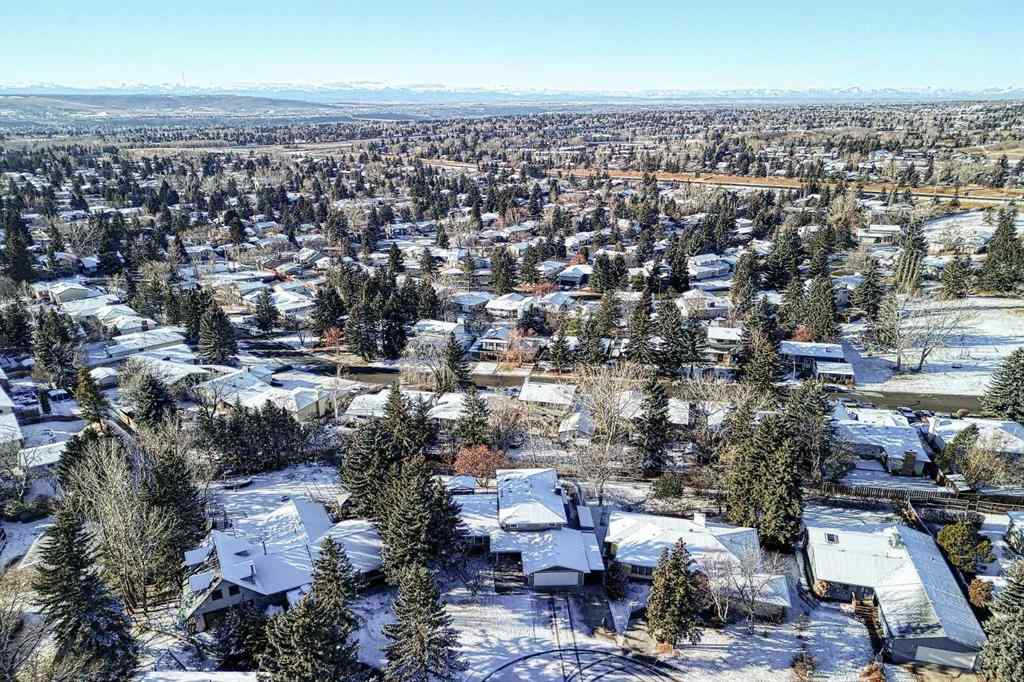 MLS&reg; # A2271883 - 616 Dalmeny Hill NW in Dalhousie Calgary, Residential Open Houses