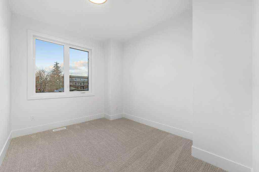 MLS® # A2271889 - 321 18 Avenue NW in Mount Pleasant Calgary, Residential Open Houses