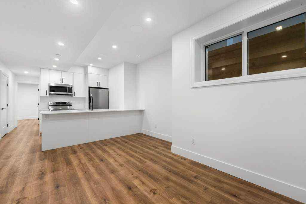 MLS® # A2271889 - 321 18 Avenue NW in Mount Pleasant Calgary, Residential Open Houses