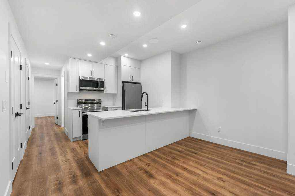 MLS® # A2271889 - 321 18 Avenue NW in Mount Pleasant Calgary, Residential Open Houses