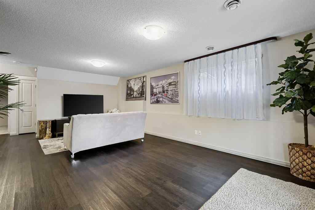 MLS&reg; # A2271892 - 20 Walden View SE in Walden Calgary, Residential Open Houses