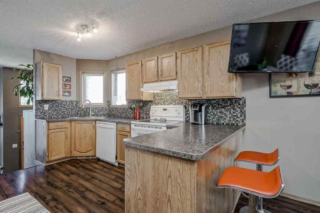 MLS&reg; # A2271895 - 355 Coverdale Court NE in Coventry Hills Calgary, Residential Open Houses