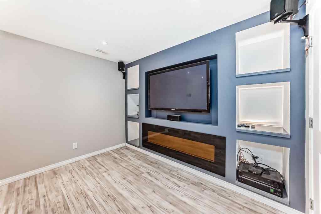 MLS&reg; # A2271896 - 16 Fireside Way  in Fireside Cochrane, Residential Open Houses