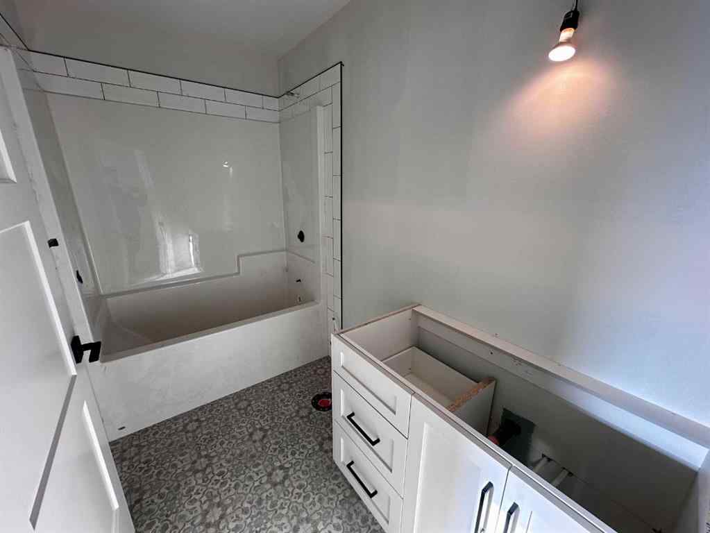 MLS&reg; # A2271899 - 80 Oxford Boulevard  in Oxford Landing Penhold, Residential Open Houses