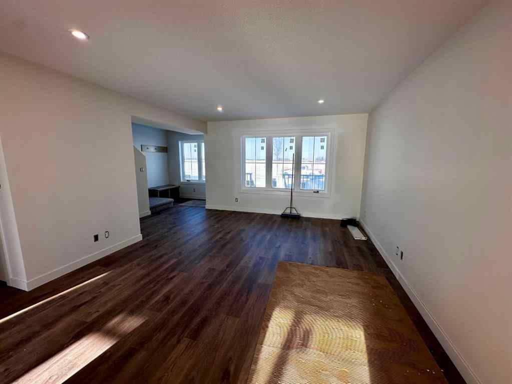 MLS&reg; # A2271899 - 80 Oxford Boulevard  in Oxford Landing Penhold, Residential Open Houses