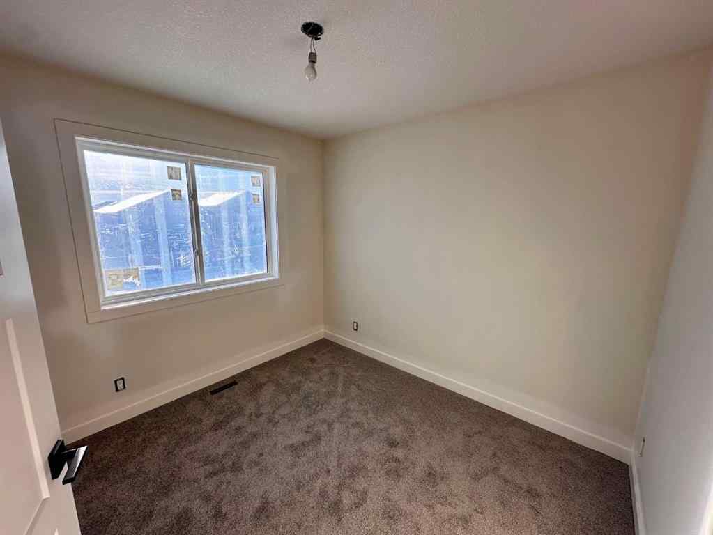 MLS&reg; # A2271899 - 80 Oxford Boulevard  in Oxford Landing Penhold, Residential Open Houses