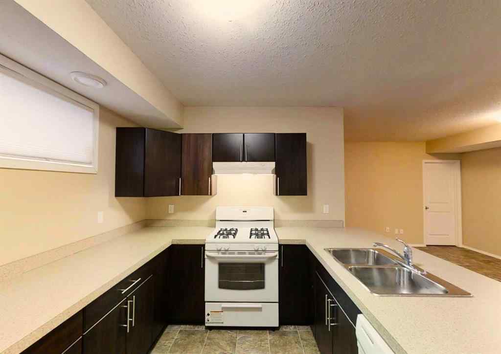 MLS&reg; # A2271905 - Unit #B 11203 98 Street  in N/A Clairmont, Rental Open Houses