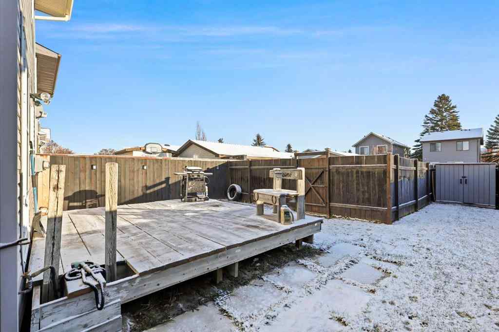 MLS&reg; # A2271908 - 115 Castlegreen Close NE in Castleridge Calgary, Residential Open Houses