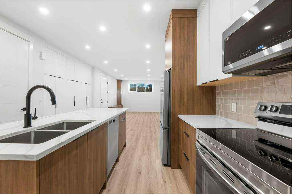 MLS® # A2271909 - 3519 42 Street SW in Glenbrook Calgary, Residential Open Houses