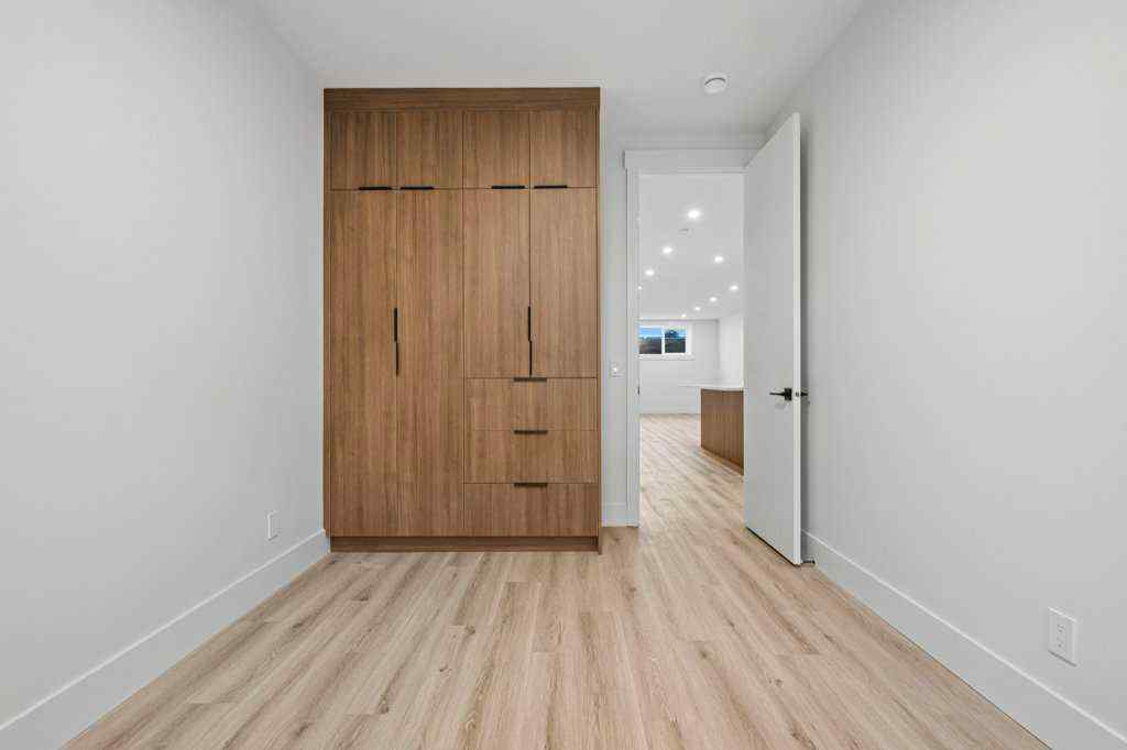 MLS® # A2271909 - 3519 42 Street SW in Glenbrook Calgary, Residential Open Houses