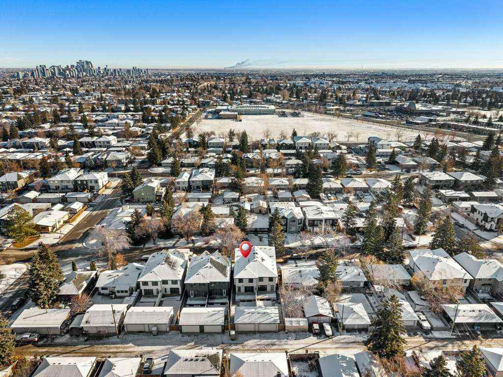 MLS® # A2271909 - 3519 42 Street SW in Glenbrook Calgary, Residential Open Houses