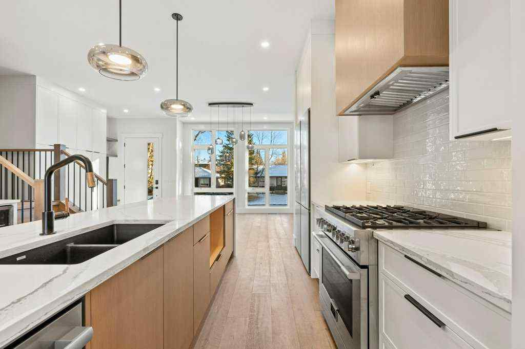 MLS® # A2271909 - 3519 42 Street SW in Glenbrook Calgary, Residential Open Houses