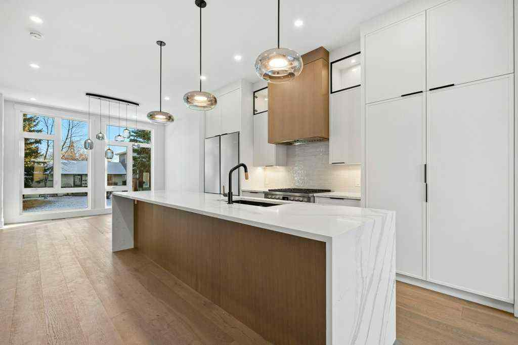 MLS® # A2271909 - 3519 42 Street SW in Glenbrook Calgary, Residential Open Houses