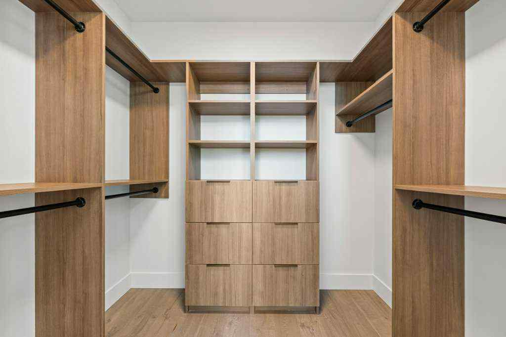 MLS® # A2271909 - 3519 42 Street SW in Glenbrook Calgary, Residential Open Houses