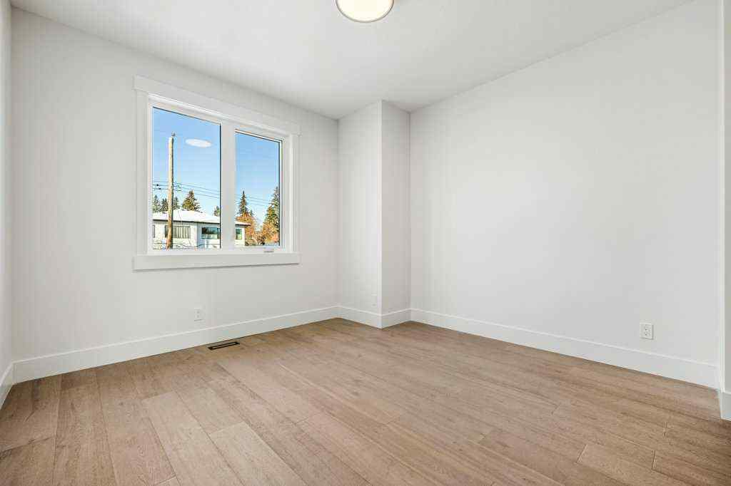 MLS® # A2271909 - 3519 42 Street SW in Glenbrook Calgary, Residential Open Houses