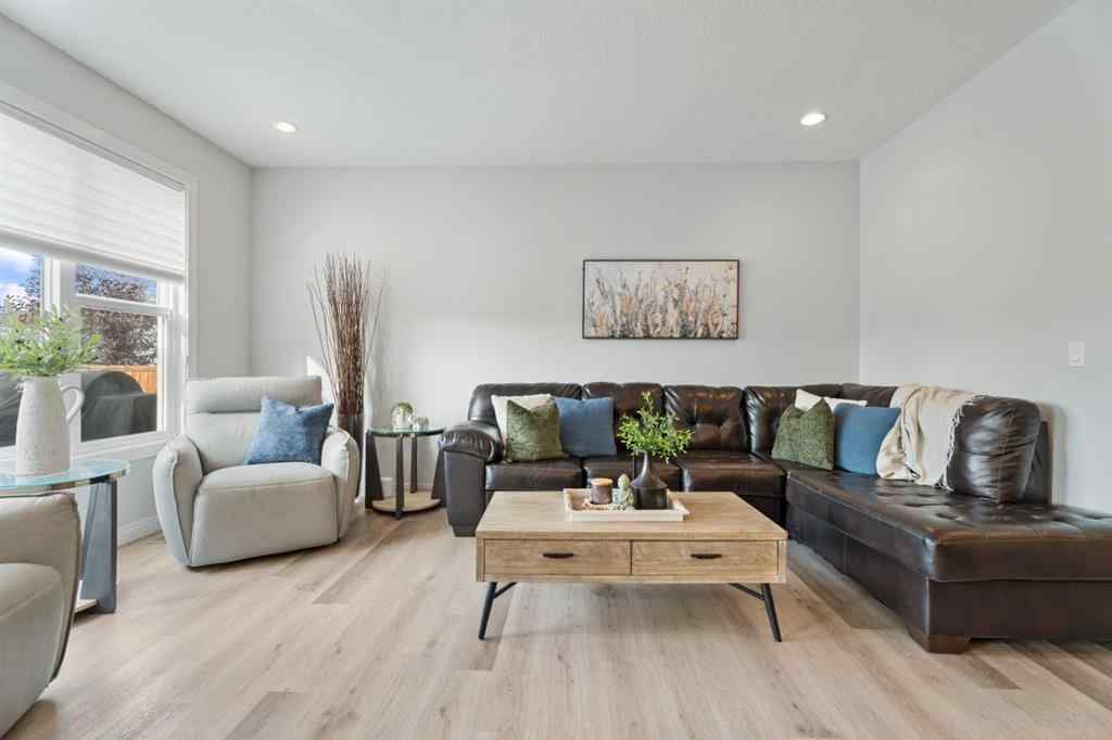 MLS&reg; # A2271915 - 39 Cranbrook Green SE in Cranston Calgary, Residential Open Houses