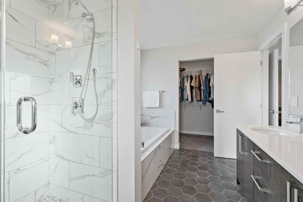 MLS&reg; # A2271915 - 39 Cranbrook Green SE in Cranston Calgary, Residential Open Houses