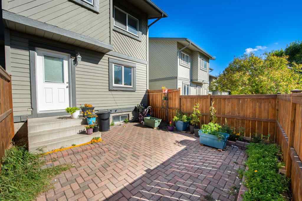 MLS&reg; # A2271917 - Unit #61 12 Templewood Drive NE in Temple Calgary, Residential Open Houses