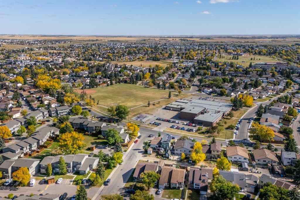 MLS&reg; # A2271917 - Unit #61 12 Templewood Drive NE in Temple Calgary, Residential Open Houses