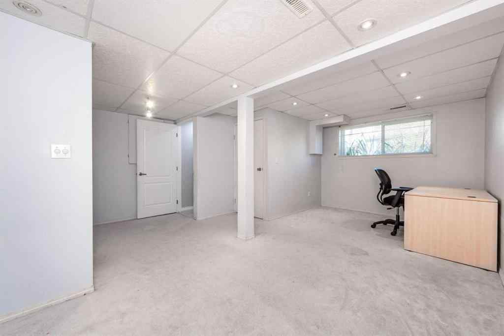 MLS&reg; # A2271917 - Unit #61 12 Templewood Drive NE in Temple Calgary, Residential Open Houses