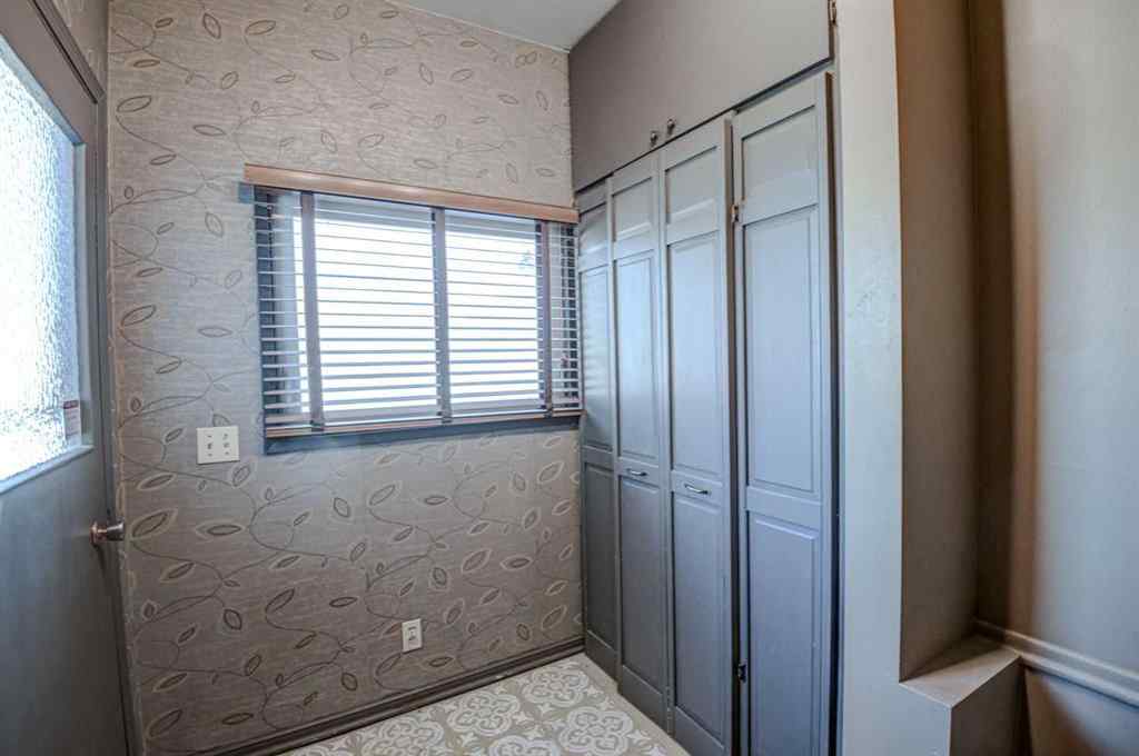 MLS® # A2271923 - 3420 Lane Crescent SW in Lakeview Calgary, Residential Open Houses