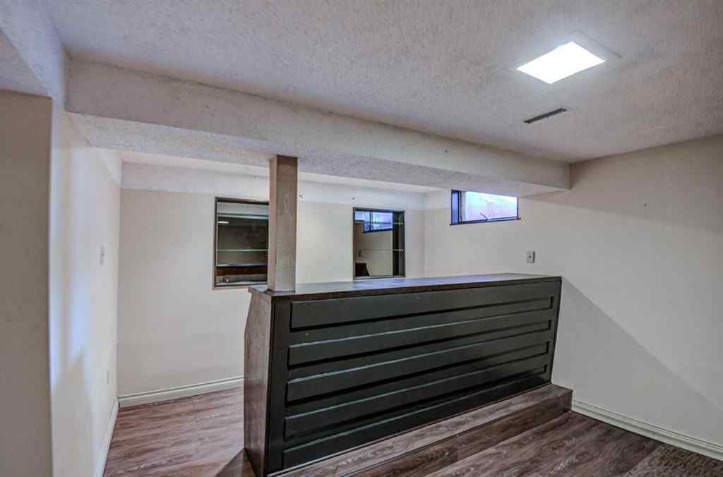 MLS® # A2271923 - 3420 Lane Crescent SW in Lakeview Calgary, Residential Open Houses