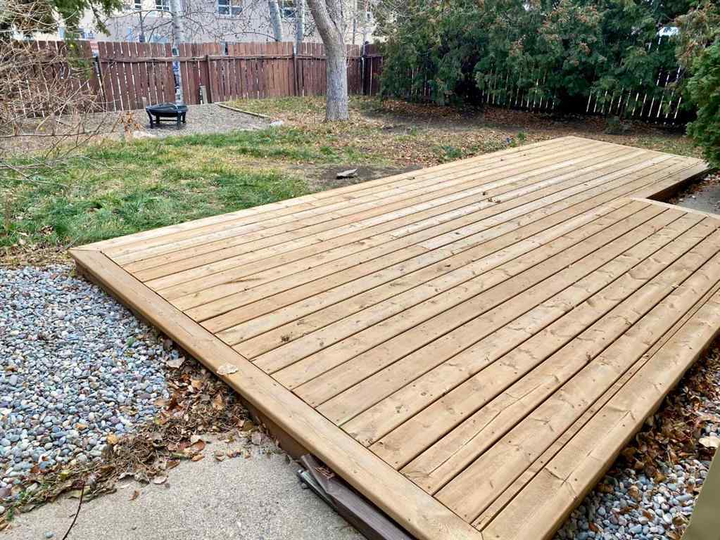 MLS&reg; # A2271943 - 89 Oxford Road W in Varsity Village Lethbridge, Rental Open Houses