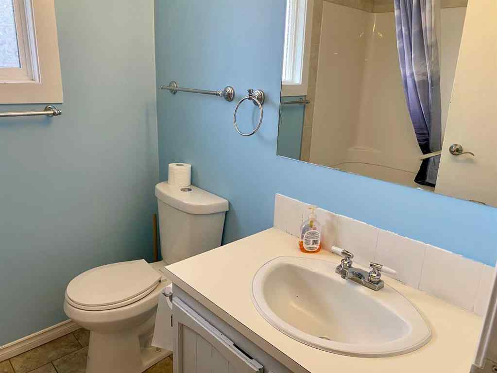 MLS&reg; # A2271943 - 89 Oxford Road W in Varsity Village Lethbridge, Rental Open Houses