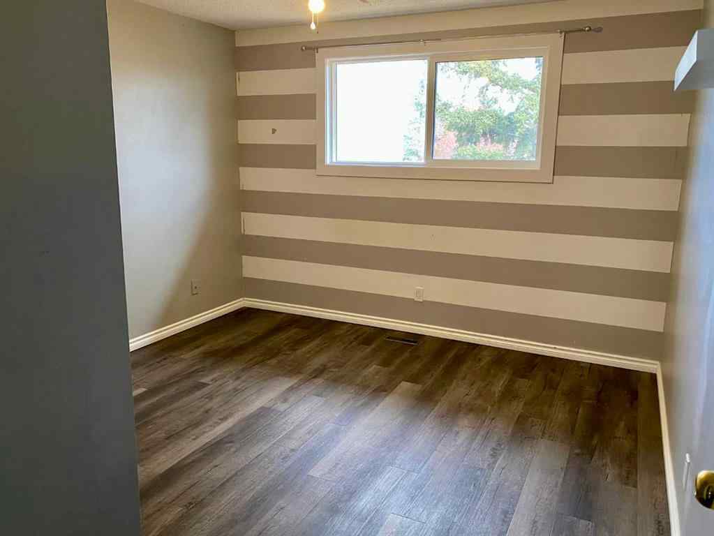 MLS&reg; # A2271943 - 89 Oxford Road W in Varsity Village Lethbridge, Rental Open Houses