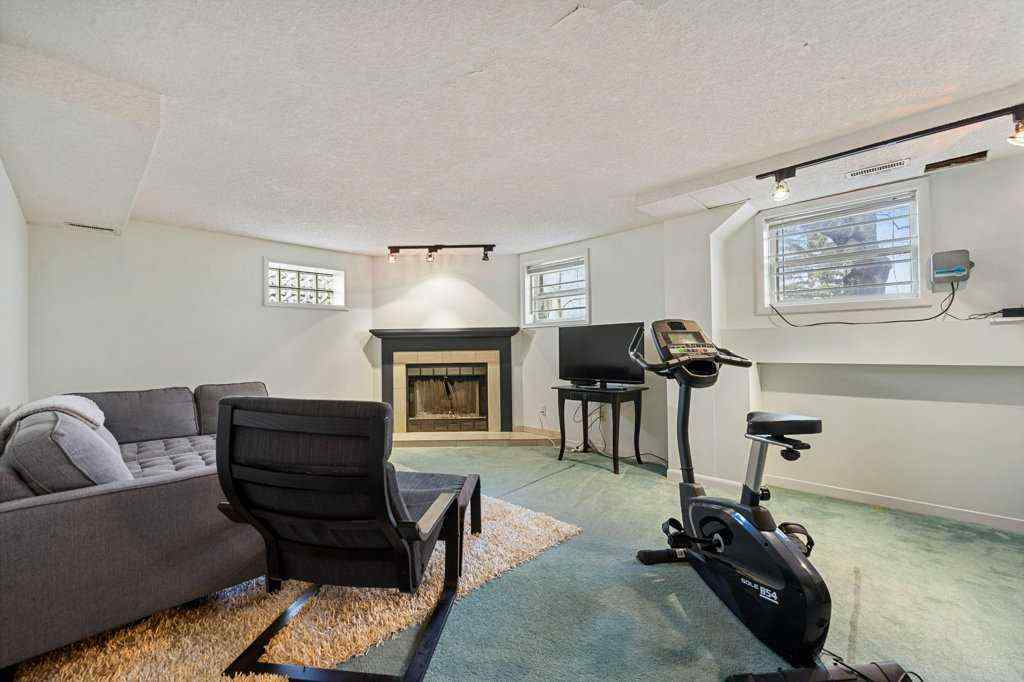 MLS&reg; # A2271944 - 3204 24A Street SW in Richmond Calgary, Residential Open Houses