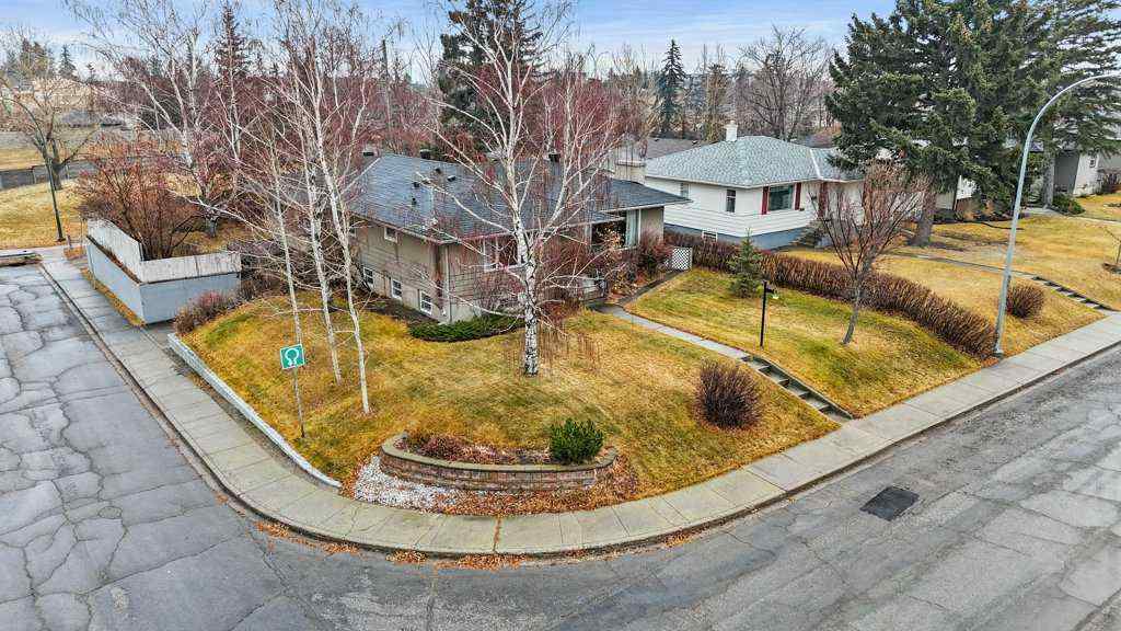 MLS&reg; # A2271944 - 3204 24A Street SW in Richmond Calgary, Residential Open Houses