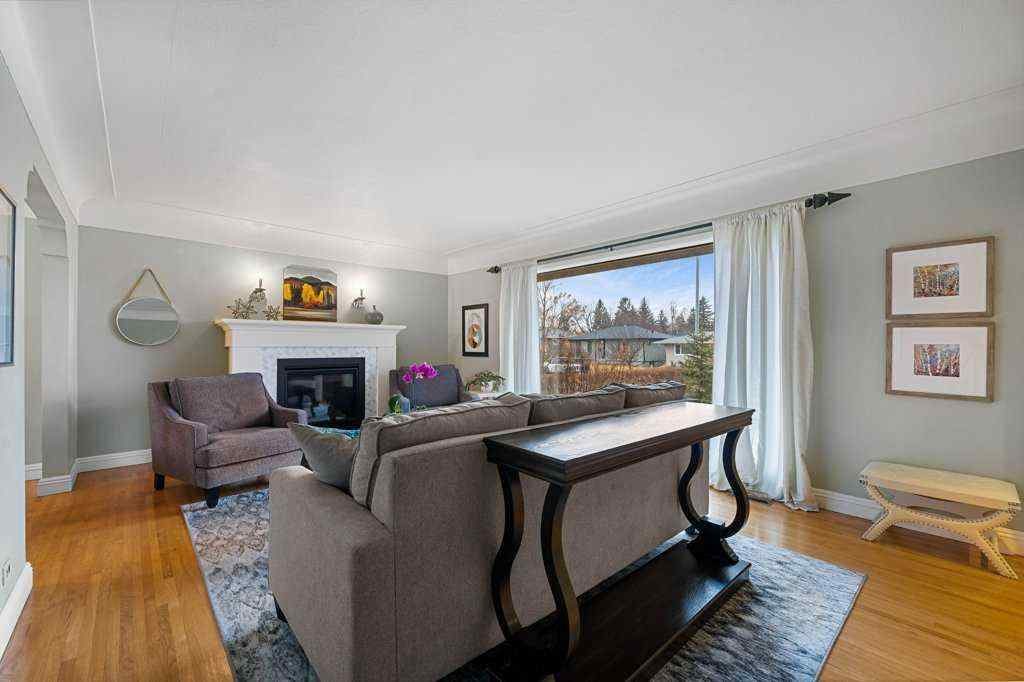 MLS&reg; # A2271944 - 3204 24A Street SW in Richmond Calgary, Residential Open Houses
