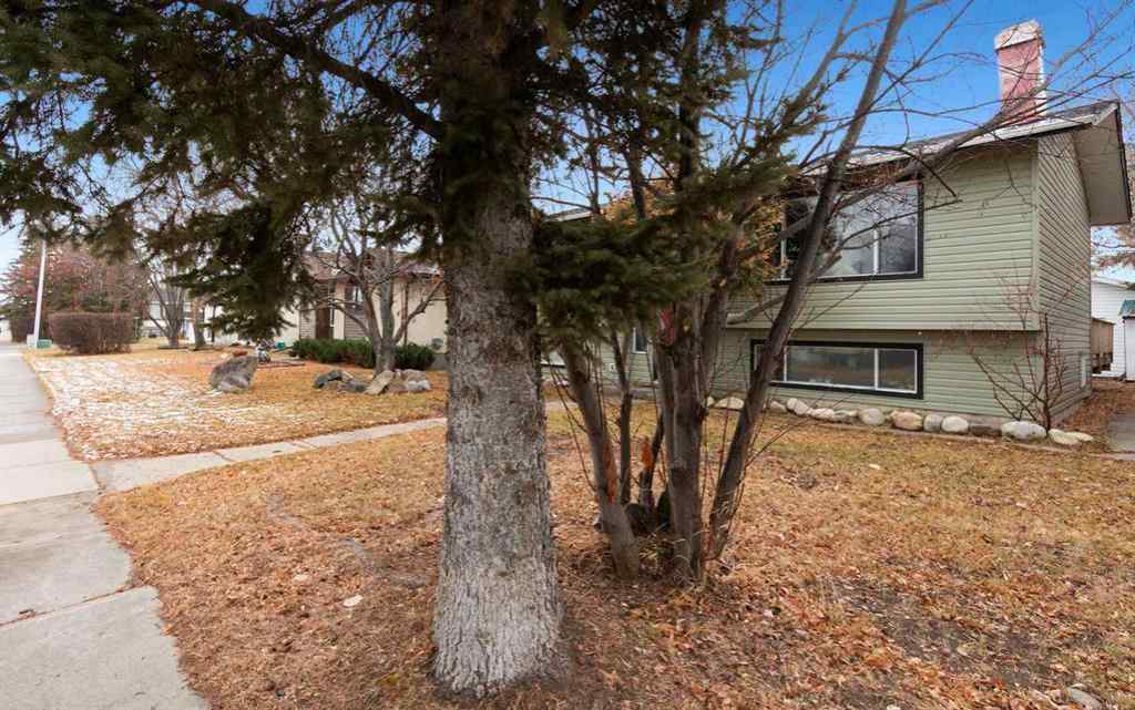 MLS&reg; # A2271945 - 5209 42 Street  in NONE Olds, Residential Open Houses