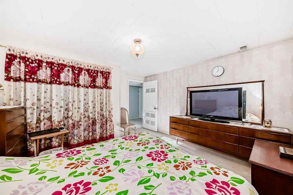 MLS&reg; # A2271952 - 2119 Mackid Crescent NE in Mayland Heights Calgary, Residential Open Houses