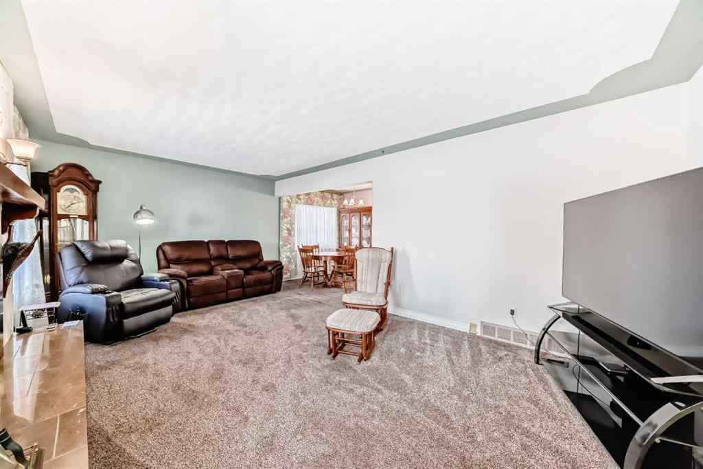 MLS&reg; # A2271952 - 2119 Mackid Crescent NE in Mayland Heights Calgary, Residential Open Houses