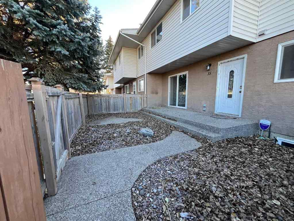 MLS&reg; # A2271957 - Unit #35 1915 18 Avenue N in Winston Churchill Lethbridge, Rental Open Houses
